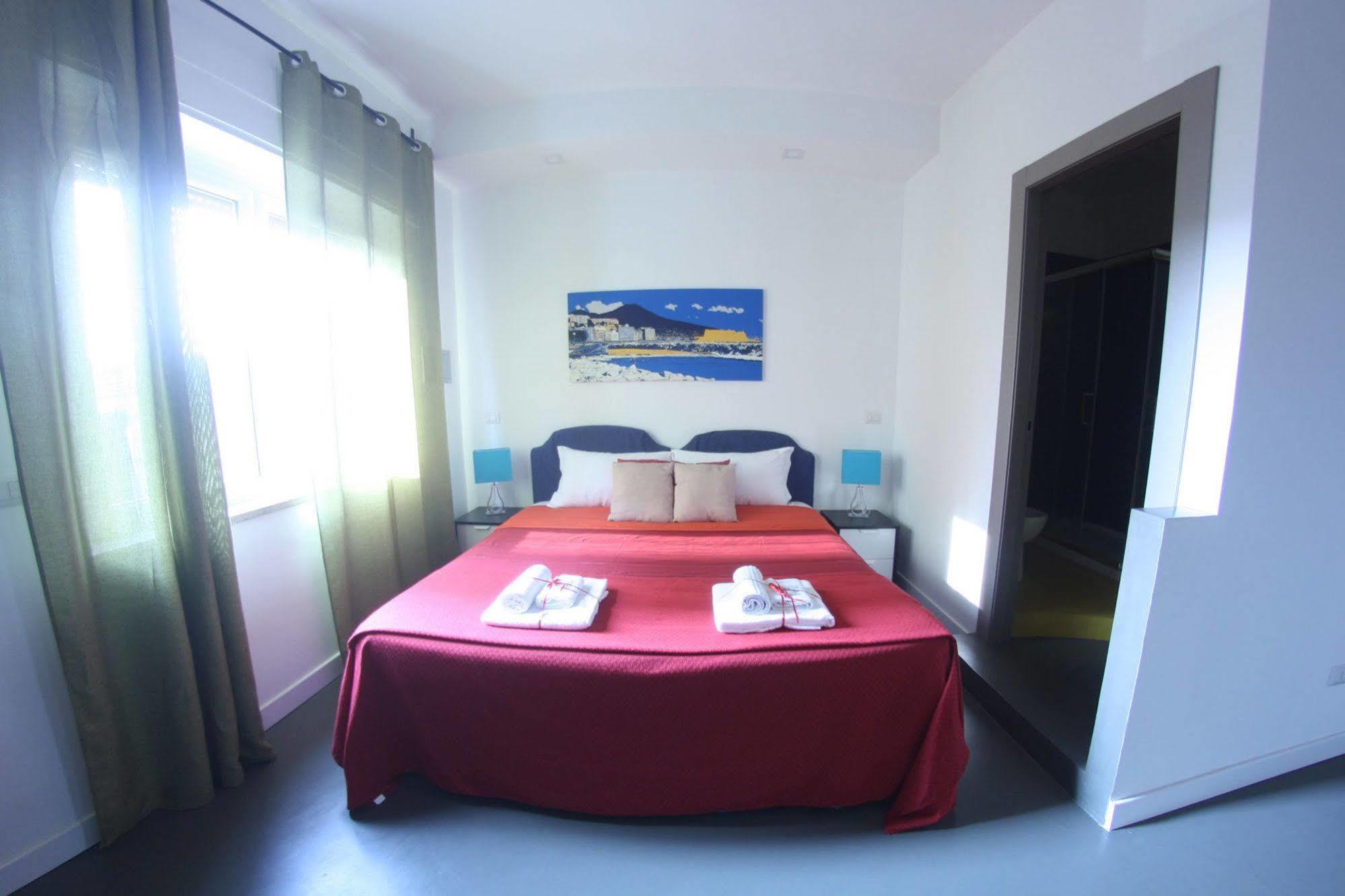 B&B Sirena Partenope เนเปิลส์ ภายนอก รูปภาพ