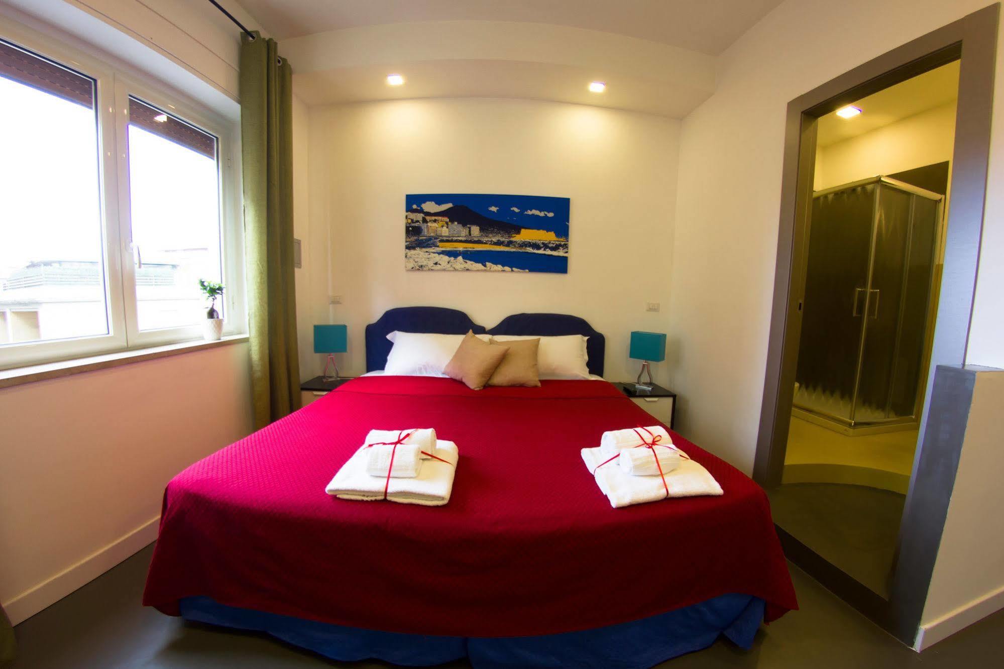 B&B Sirena Partenope เนเปิลส์ ภายนอก รูปภาพ